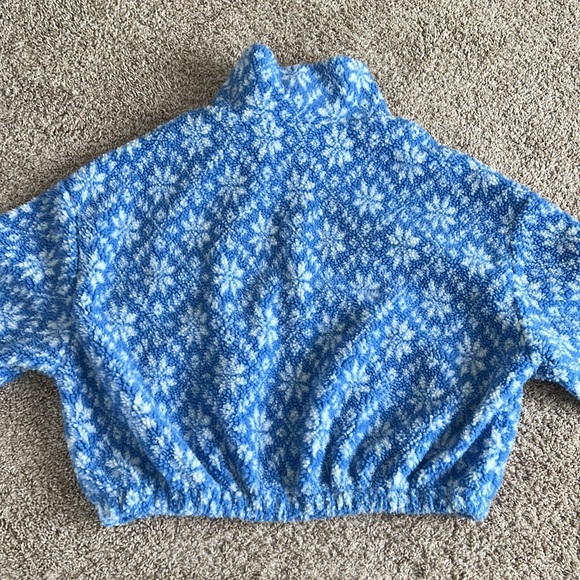 Furry Zip Sweater - Picture 4 of 5